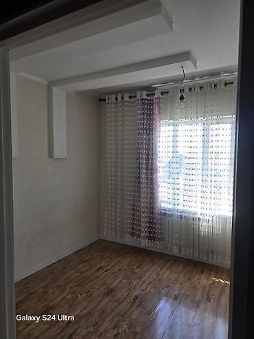 75: 3 комнаты, 75 м², Достук мкр Индивидуалка, 2 этаж, Косметический ремонт — 1