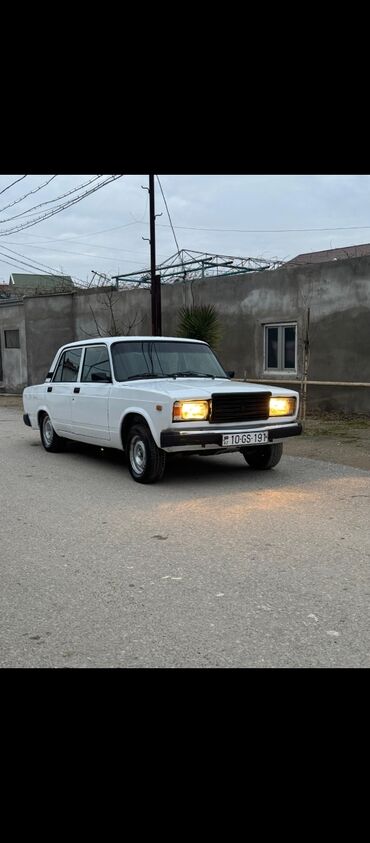 VAZ (LADA): VAZ (LADA) 2107: 1.6 l | 2000 il 74125 km Sedan