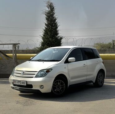 афто фит: Toyota ist: 2003 г., 1.3 л, Автомат, Бензин, Хэтчбэк