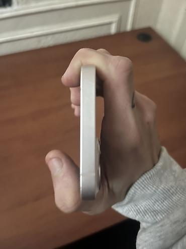 aple 13: IPhone 13 — 5