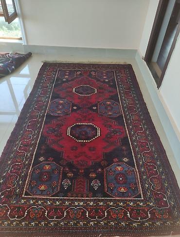 Ev üçün digər mallar: 2 xalça da eyni ölçüdədi,2,5*1,8 metr.Xalçalar Qubadadı.Bakıya da — 2
