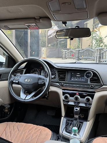 Hyundai: Hyundai Elantra: 2019 г., 2 л, Автомат, Бензин, Седан — 7