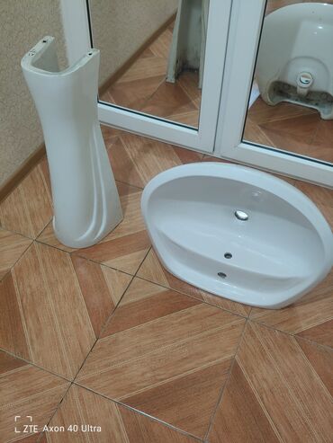 Çanaqlar, tülpanlar: Tulpan soldan saga eni 23.5 sm qarsisinda dayananda 19.6 sm Whatsapp — 6