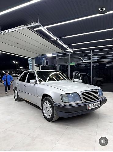 Mercedes-Benz W124: 1993 г., 2.2 л, Механика, Бензин, Седан