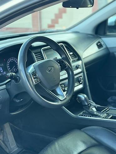 Продажа авто: Hyundai Sonata: 2017 г., 2 л, Автомат, Бензин, Седан — 8