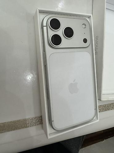 goggle pixel: Смартфон Apple iPhone, серебристый цвет, в комплекте фирменная — 1