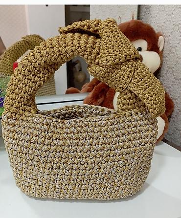 Çantalar: Əl işi toxunma çanta - Material: qalın parlaq iplə əl toxuması — 1