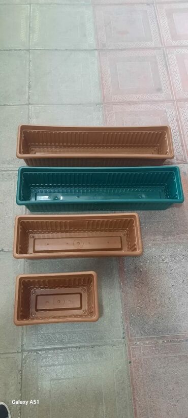 Bitkilər üçün dibçəklər: Dibceklər gulqabilar duzbucaqli yumru asilqan kvadrat — 23