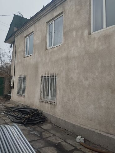 дом швейный цех: Сдаётся дом под шв.цех.250кв.м на долгий срок. в.Ново-покровке