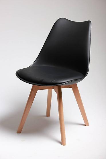 Стулья для кухни: Стул eames 222 Цвета: белый, серый, черный, бежевый, красный Размер — 5