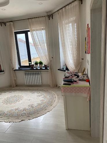 Долгосрочная аренда домов: 300 м², 6 комнат, Арча-Бешик ж/м, Без подселения — 18