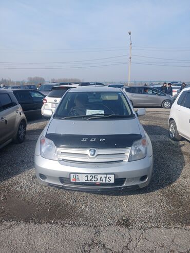 хорошие телефоны: Toyota Isis: 2002 г., 1.5 л, Автомат, Бензин, Седан