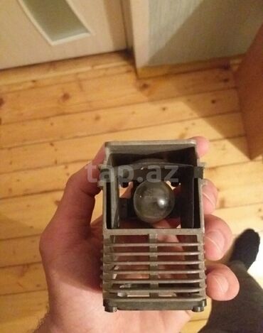 Digər əntiq əşyalar: Kohne proyektor icinin lupalari yoxdu — 9