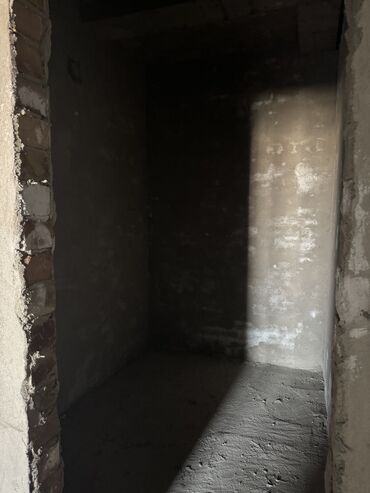 снять квартиру без риэлтора: 2 комнаты, 79 м², Элитка, 8 этаж, ПСО (под самоотделку)