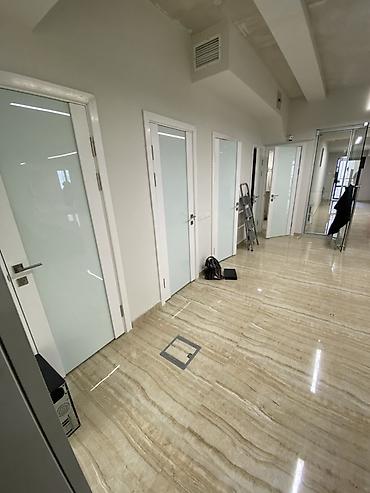 офис квартира: Аренда офисов, 127 м², В бизнес центре, С отдельной кухней, С отдельным сан узлом, С системой безопасности — 3