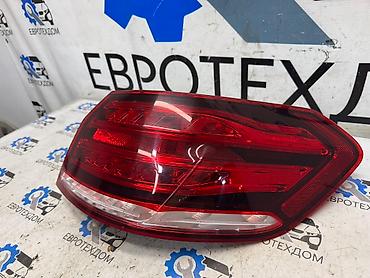 Стоп-сигналы: Задний правый стоп-сигнал Mercedes-Benz 2013 г., Б/у, Оригинал, Германия — 4
