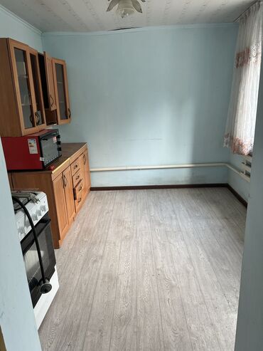 Долгосрочная аренда домов: 58 м², 5 комнат — 3