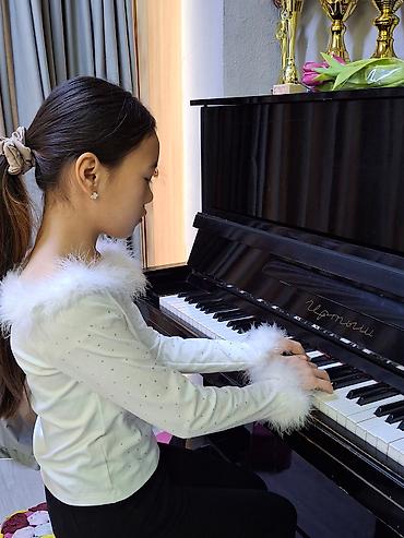 смокинг детский: Обучаю игре на фортепиано 🎹. Я педагог с высшим музыкальным — 5