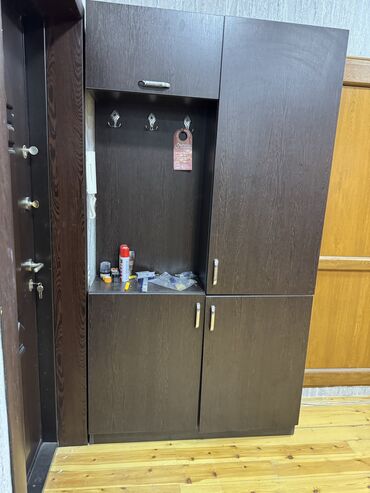 qapi ikinci əl: Б/у, Полка для обуви, Прямая at lalafo.az qapi ikinci əl: Б/у, Полка для обуви, Прямая