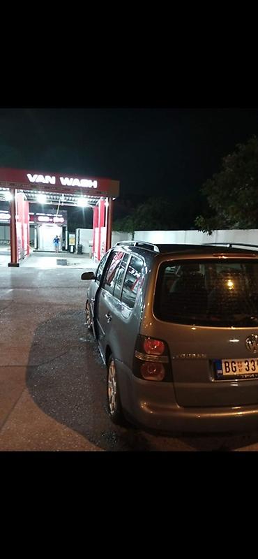 multimedije za auto: Volkswagen2.0tdi Touran – porodični MPV - Karoserija: 5 vrata, siva — 3