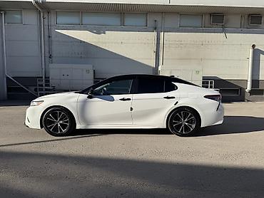 Toyota: Toyota Camry: 2017 г., 2.5 л, Автомат, Бензин, Седан — 5