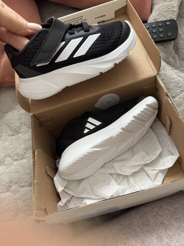 obuća tamaris: Adidas, Size - 23