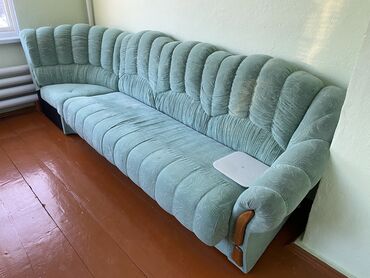 мебель из массива: Угловой диван, Б/у