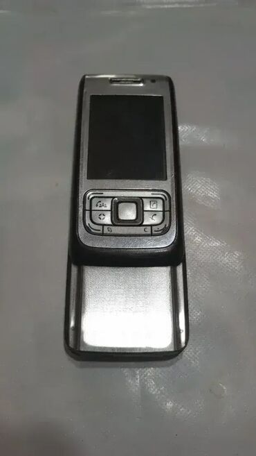 Nokia: Nokia E65 — 12