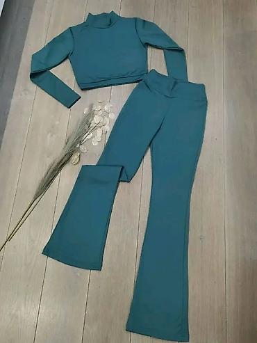 timeout brand: Dvodijelni ženski komplet – crop top i pantalone zvoncarice - Gornji — 2