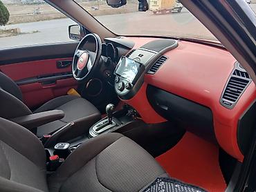 Kia: Kia Soul: 1.6 l | 2009 il Krossover — 13