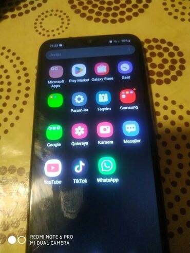 чехлы на повербанк: Samsung Galaxy A01, 16 ГБ, цвет - Черный, Сенсорный
