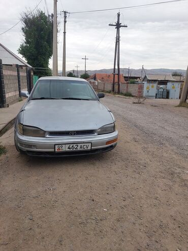 Toyota: Toyota Camry: 1997 г., 2 л, Механика, Бензин, Седан
