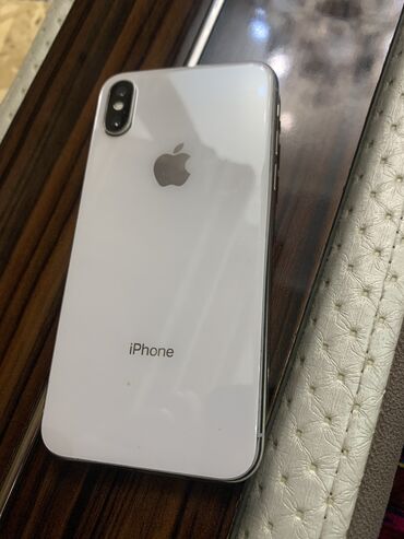 Apple iPhone: IPhone X, Б/у, 64 ГБ, Белый, Чехол, Коробка, 100 %