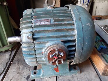 Generatori: Elektromotor 4KW 380V 710obrtaja/min Sever Subotica Snaga 4KW ili — 9