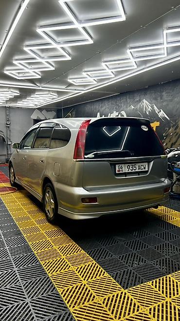 полик на хонду стрим: Honda Stream: 2001 г., Автомат, Бензин, Минивэн — 5
