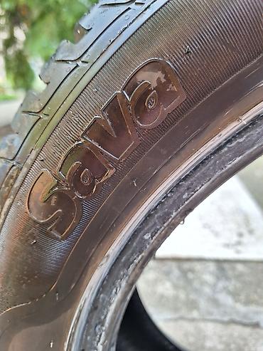 prekidac za motor: Prodajem 2 zimske gume jedna je Sava druga je Viati barni Ruskog — 4