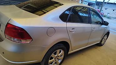 Продажа авто: Volkswagen Polo: 2010 г., 1.6 л, Автомат, Бензин, Седан — 9