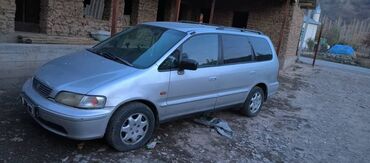 Honda: Honda Shuttle: 1995 г., 2 л, Автомат, Бензин, Внедорожник