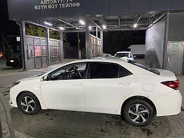 марсель: Toyota Corolla: 2017 г., 1.8 л, Автомат, Гибрид, Седан — 6