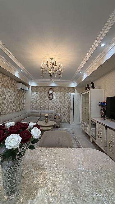 ağ seher: 3 otaqlı, Yeni tikili, 83 kv. m — 2