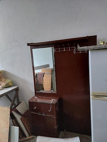 Dəhliz dolabları: Tambur/Dehliz asma dəsti – güzgülü və şkafçalı - Material: tünd ağac — 1