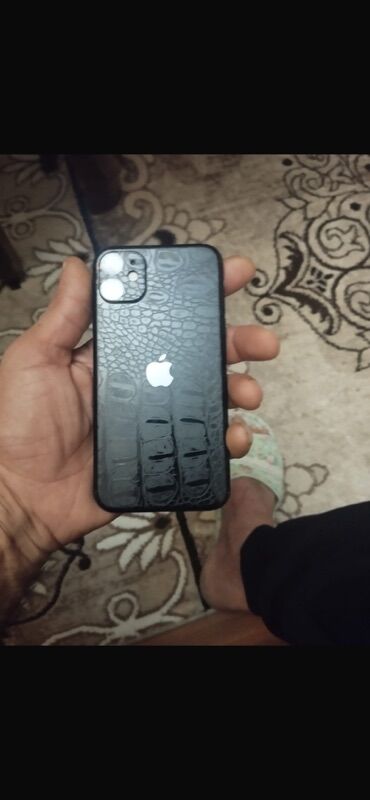 Apple iPhone: IPhone 11, 64 GB, Qara — 1