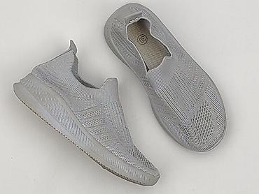 klapki foam runner: Buty sportowe 30, Używany — 4