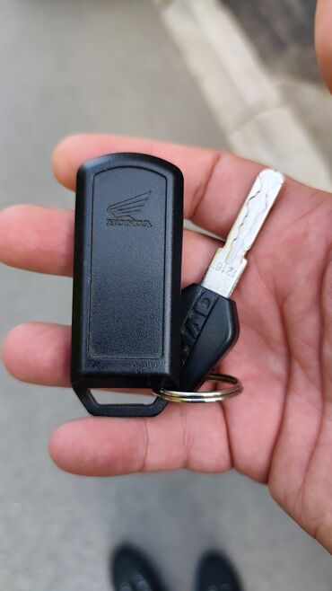 Ostali motocikli i skuteri: Honda Forza skuter,registrovan do jula 2026godine, prepoznatljiv po na lalafo.rs — 6 Ostali motocikli i skuteri: Honda Forza skuter,registrovan do jula 2026godine, prepoznatljiv po — 6