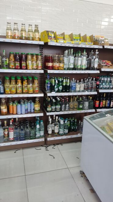 Stend vitrinləri: Market avadanliqi