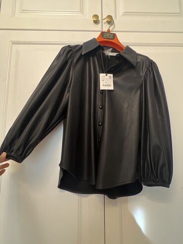 куртка зара: Кожаная куртка, Классическая модель, Натуральная кожа, Оверсайз, L (EU 40)