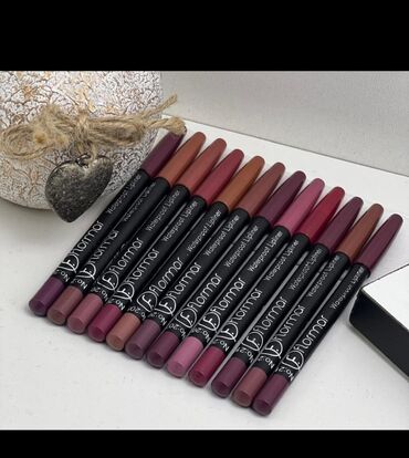 Çantalar: Qadın çanta dəsti - Dizayn: Şık və minimal xətlər; yumşaq formalar — 13