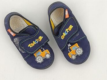 Slippers 25, Used