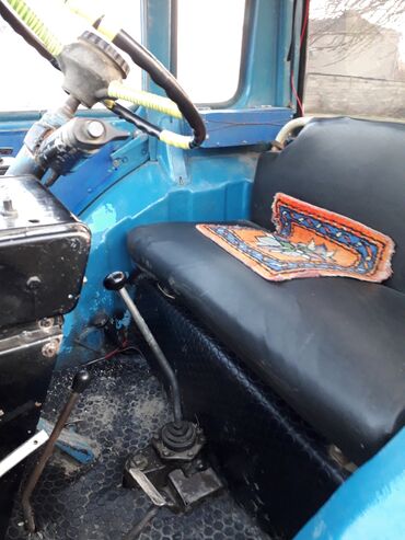 lizin traktor in Azərbaycan | KƏND TƏSƏRRÜFATI MAŞINLARI: Traktor saz veziyetdedir senedleride qaydasindadir