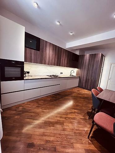 afcom plaza: 3 otaqlı, Yeni tikili, m. 28 may, 160 kv. m — 8